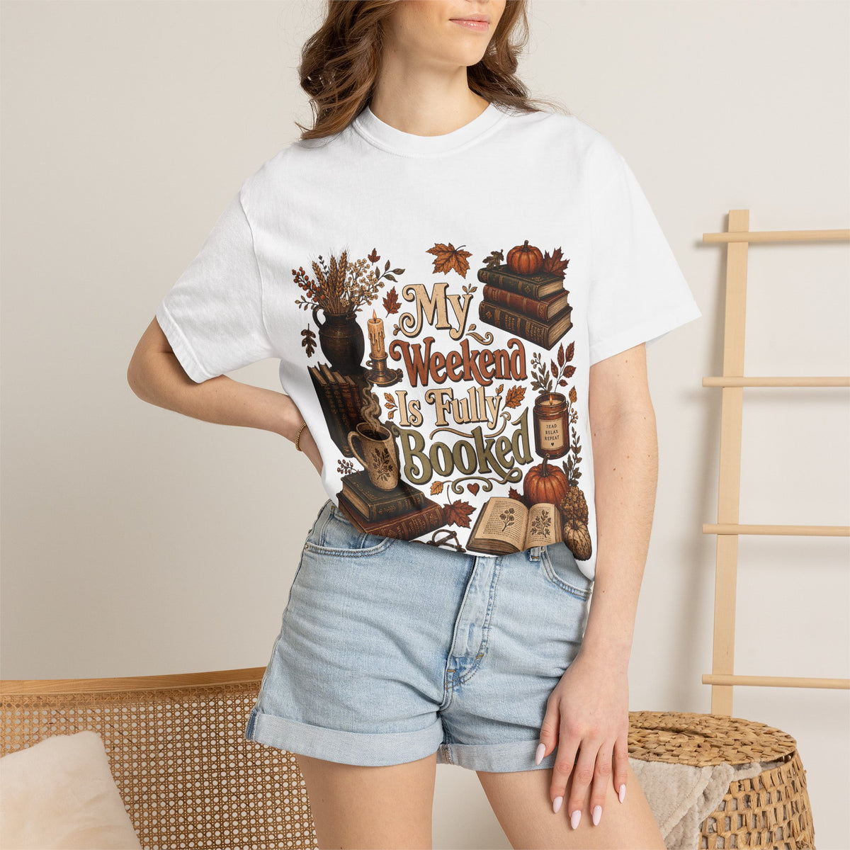 Fall Weekend Fully Booked Romantasy Reader T-Shirt