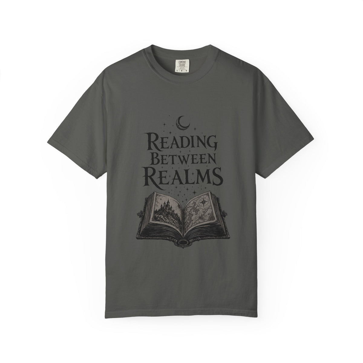 Reading Between Realms Romantasy Reader T-Shirt