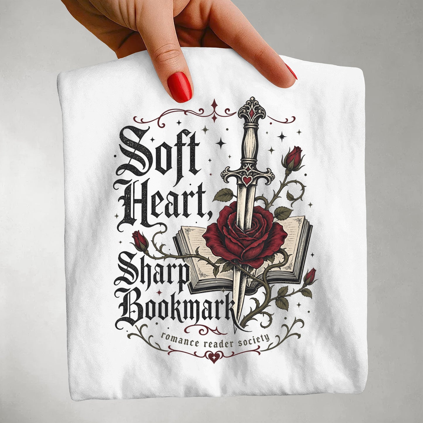Soft Heart, Sharp Bookmark  Romantasy Reader T-Shirt