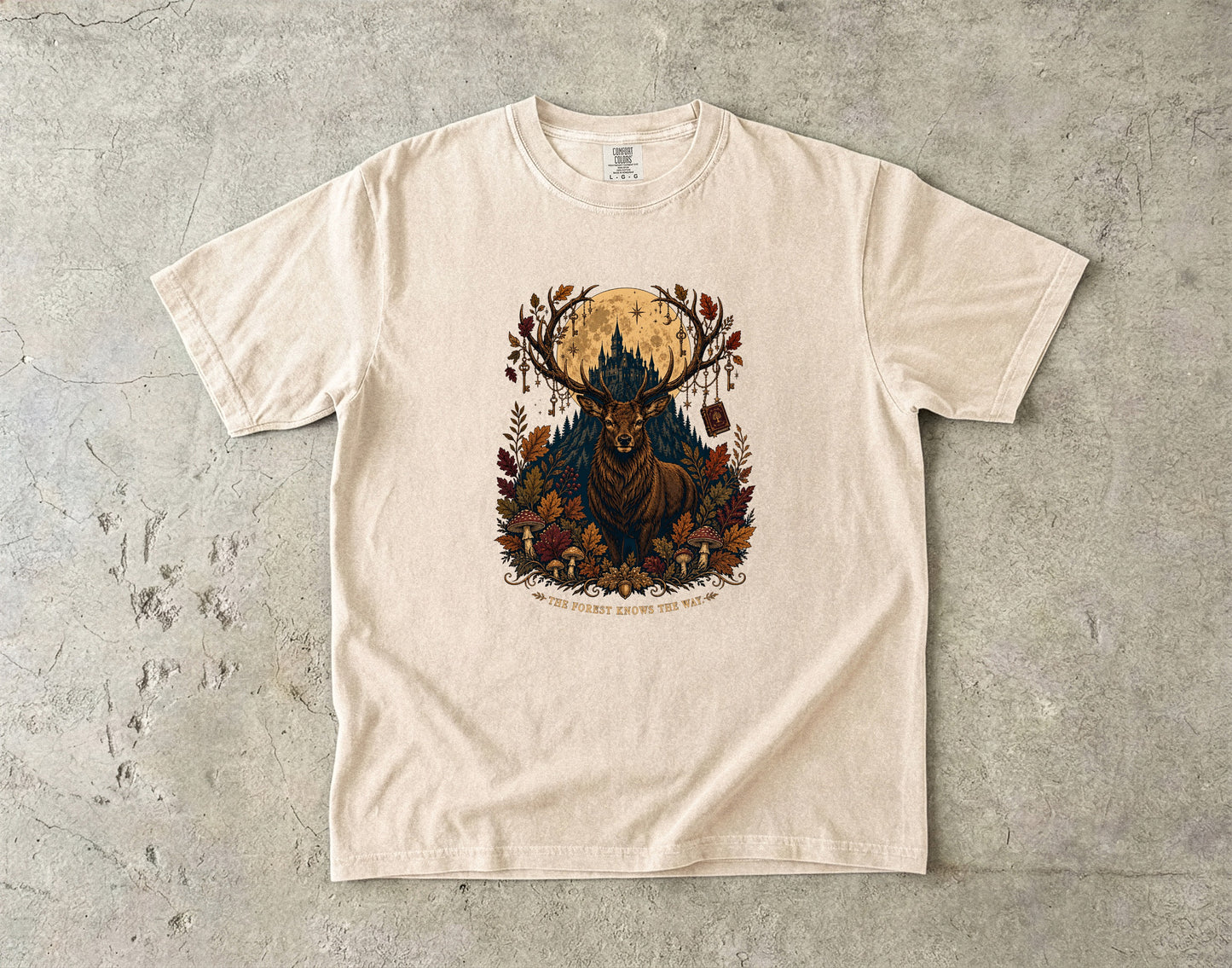 The Forest Knows the Way Romantasy Reader T-Shirt