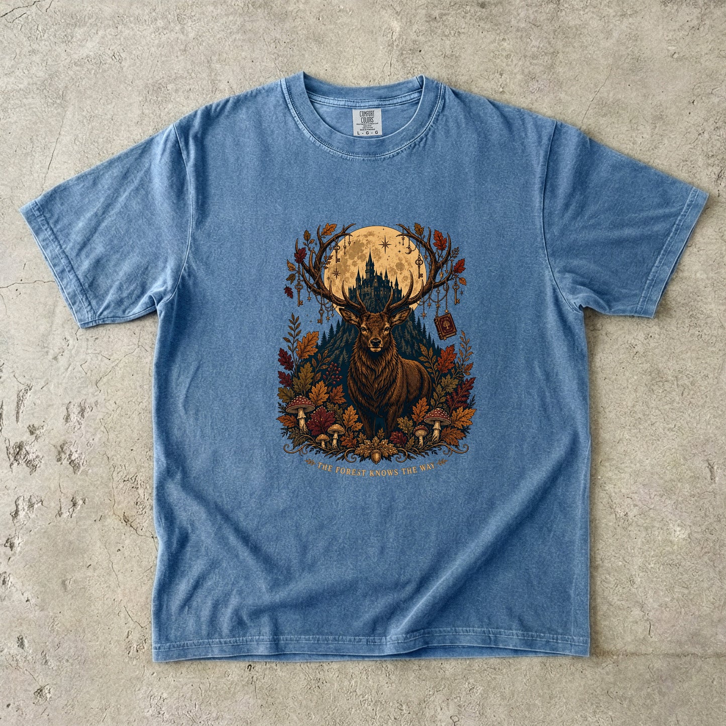 The Forest Knows the Way Romantasy Reader T-Shirt