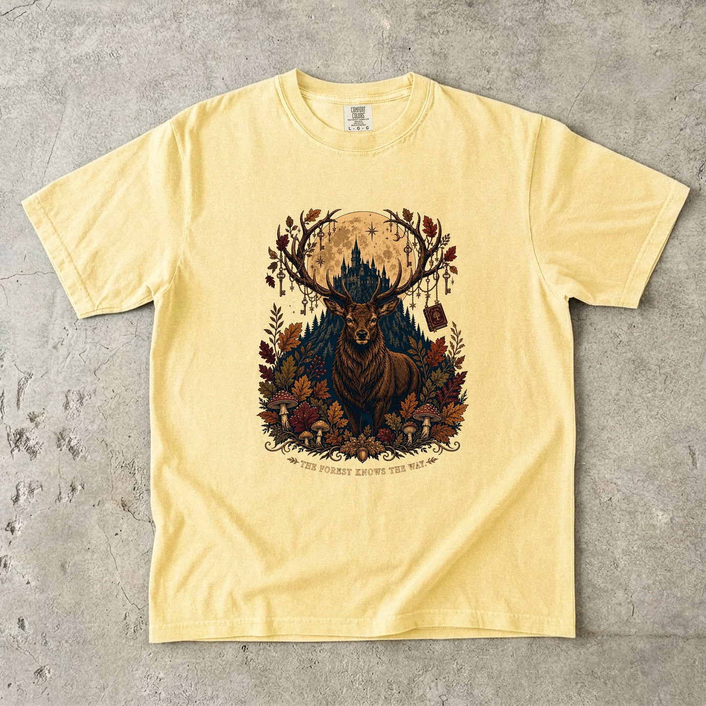The Forest Knows the Way Romantasy Reader T-Shirt