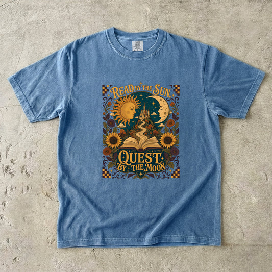 Read by the Sun, Quest by the Moon Romantasy Reader T-Shirt