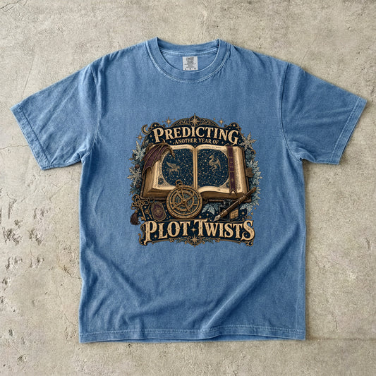 Predicting Another Year of Plot Twists Romantasy Reader T-Shirt